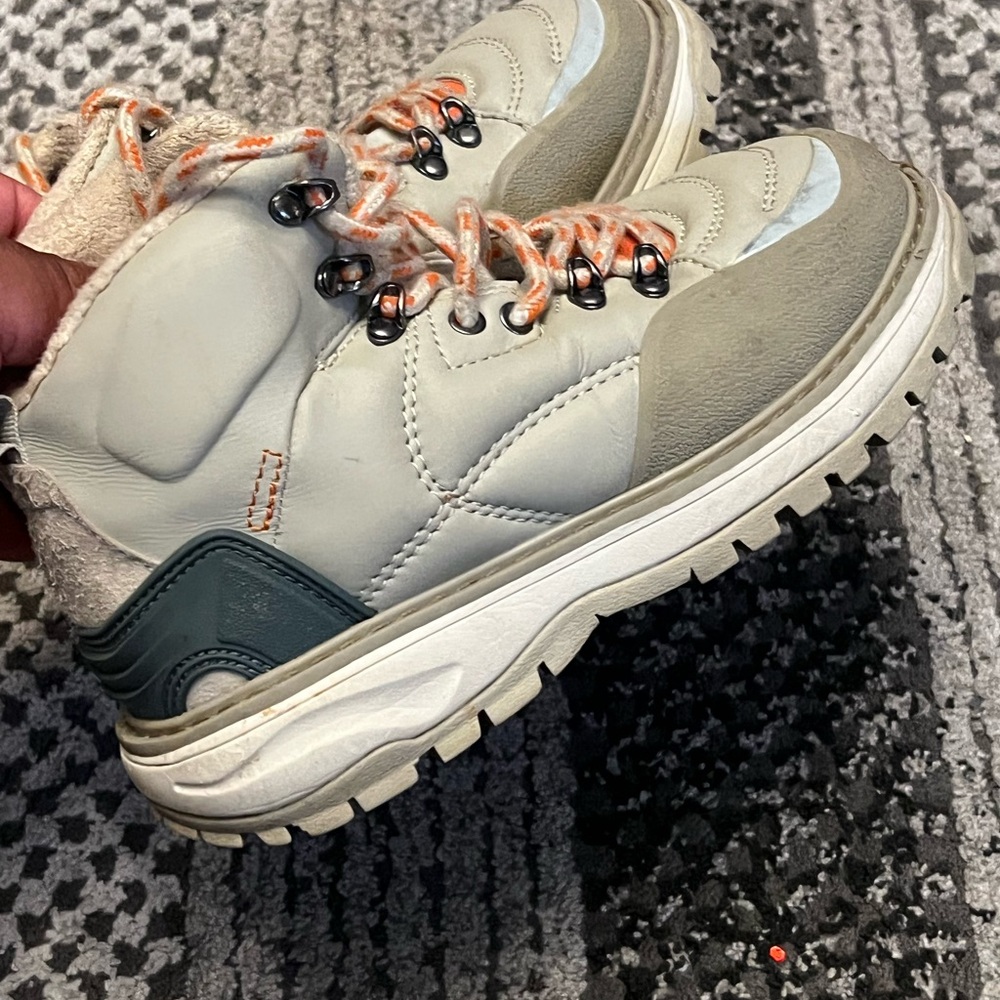 Kids Zara boots